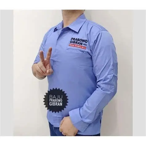 Model Kemeja Prabowo Gibran Kemeja biru langit yang elegan dan minimalis