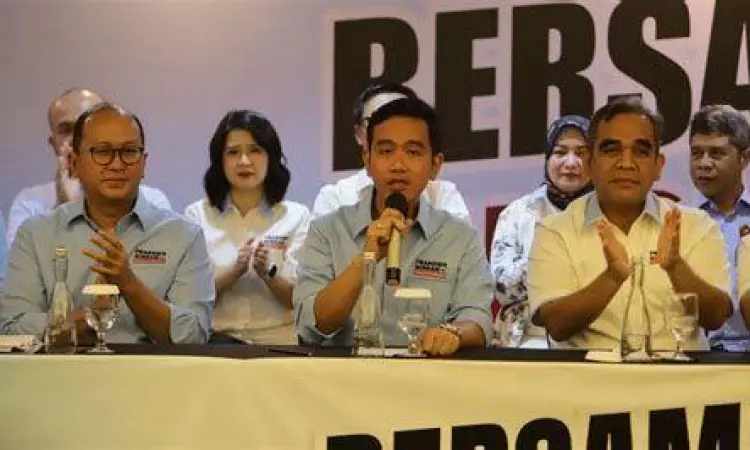 Gibran Rakabuming Raka saat melakukan aktivitas publik