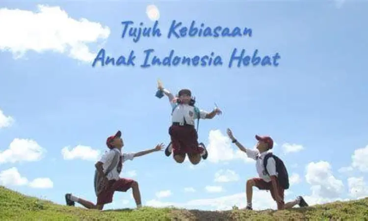 Anak-anak sekolah mendapatkan nutrisi