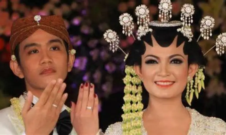 Pernikahan Gibran dan Selvi Pernikahan Gibran Rakabuming dan Selvi Ananda