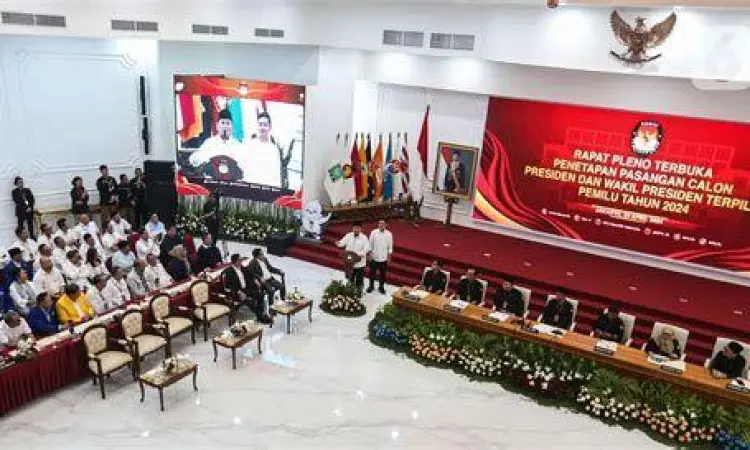 Suasana rapat pleno terbuka rekapitulasi suara nasional di kantor KPU