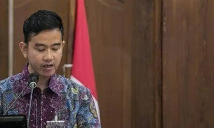 Gibran Gaya Milenial Gaya milenial Gibran Rakabuming Raka dalam kampanye