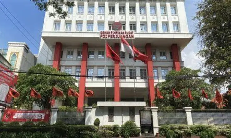 Kantor DPP PDIP Gedung DPP PDIP sebagai pusat koordinasi partai