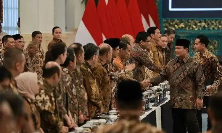 Rapat perdana menteri kabinet merah putih