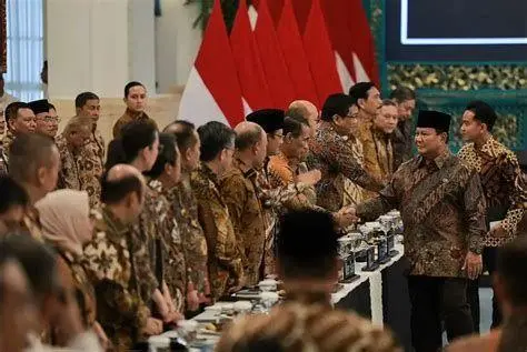 Rapat Kabinet Prabowo Rapat perdana menteri kabinet merah putih