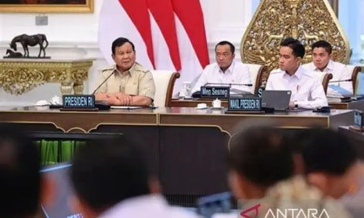 Koordinasi Gibran di Jakarta Gibran Rakabuming Raka melakukan koordinasi di Jakarta