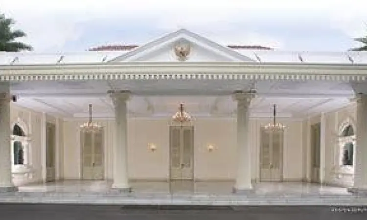 Gedung Istana Wakil Presiden di Jakarta