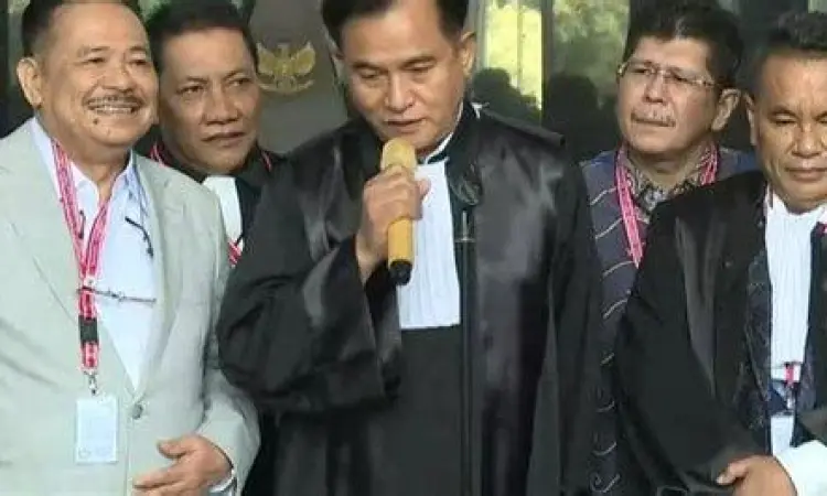 Suasana persidangan tim hukum prabowo gibran di Mahkamah Konstitusi