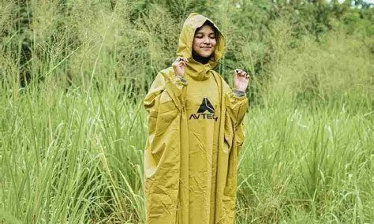 Koleksi jas hujan lokal berkualitas tinggi dengan desain modern