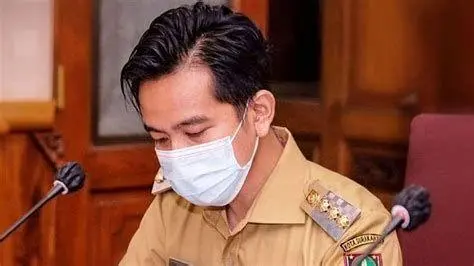 Pembangunan Infrastruktur Solo Gibran Rakabuming walikota memantau infrastruktur Solo