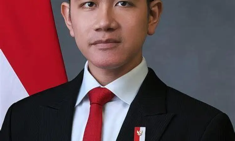 Potret Gibran Rakabuming Raka saat melakukan kampanye politik