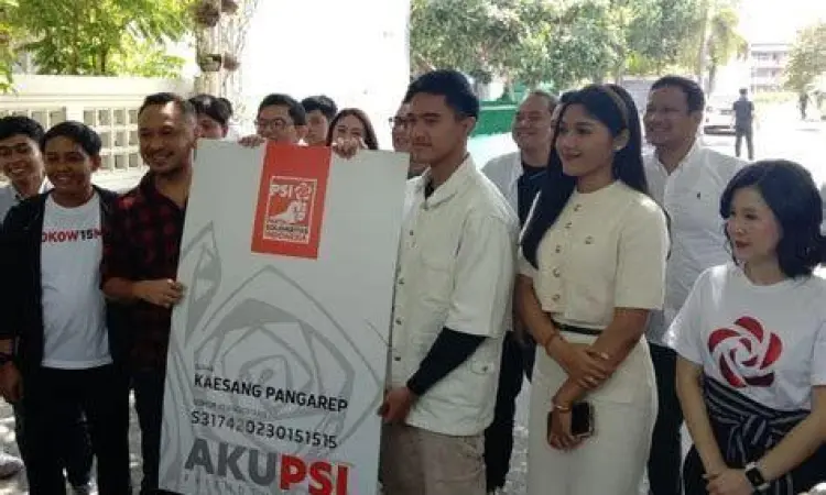 Kaesang Pangarep dalam sebuah konferensi pers partai