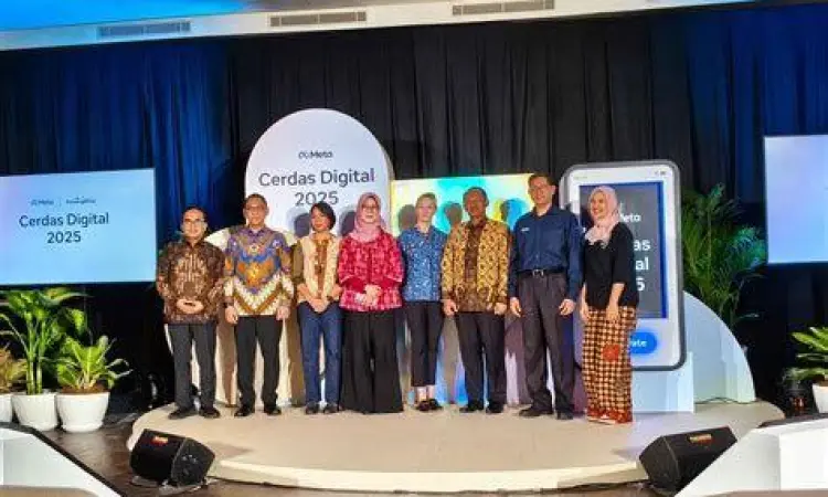 Strategi Politik Digital Ilustrasi strategi komunikasi politik digital di Indonesia