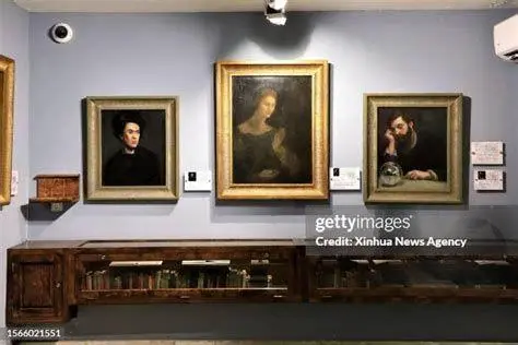 Museum Gibran di Lebanon Karya lukisan asli di Museum Gibran Bsharri