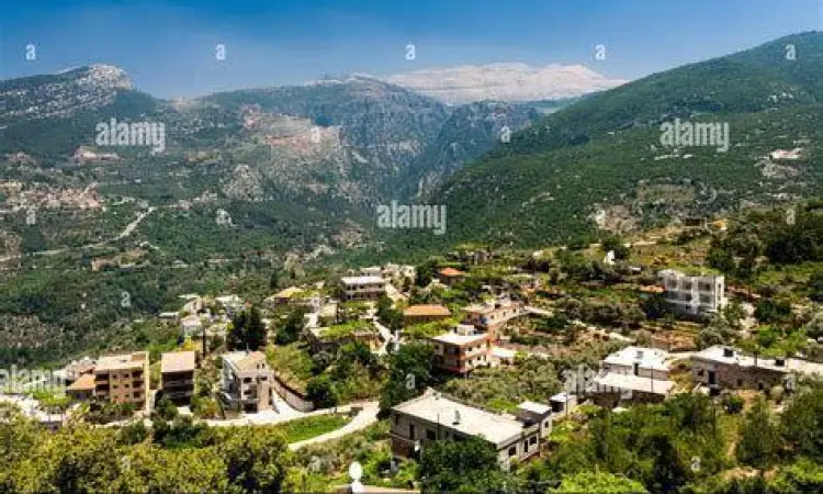 Pemandangan pegunungan Lebanon yang menginspirasi Gibran