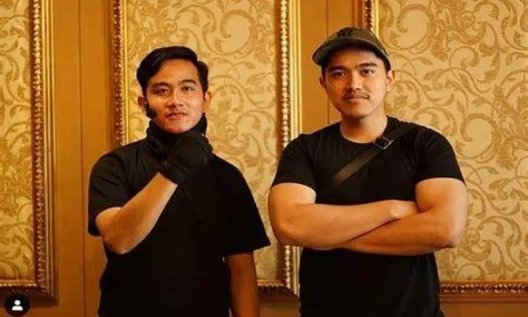 Estafet Bisnis Gibran ke Kaesang Gibran dan Kaesang dalam diskusi bisnis