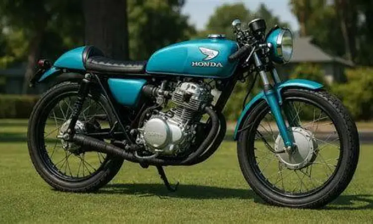 Detail Cafe Racer Gibran Detail modifikasi cafe racer gibran pada bagian tangki dan mesin