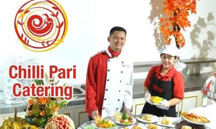 Founder Chili Pari Gibran Rakabuming Raka saat mengelola bisnis katering