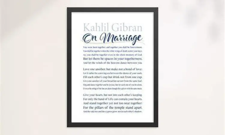 Kutipan pernikahan Kahlil Gibran tentang jarak yang sehat