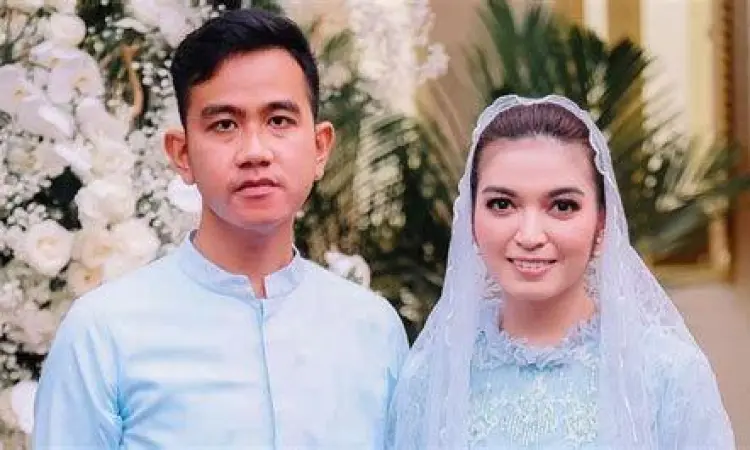 Gaya Kasual Gibran dan Istri Momen santai Gibran Rakabuming dan istri saat di luar tugas resmi