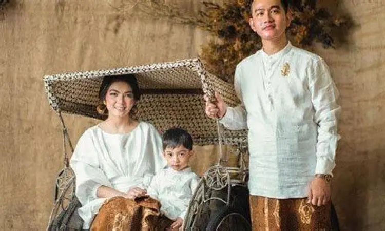 Keluarga kecil Gibran Rakabuming Raka dan Selvi Ananda