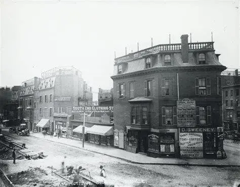 Kondisi Boston Masa Muda Gibran Suasana pemukiman imigran di South End Boston tahun 1890-an